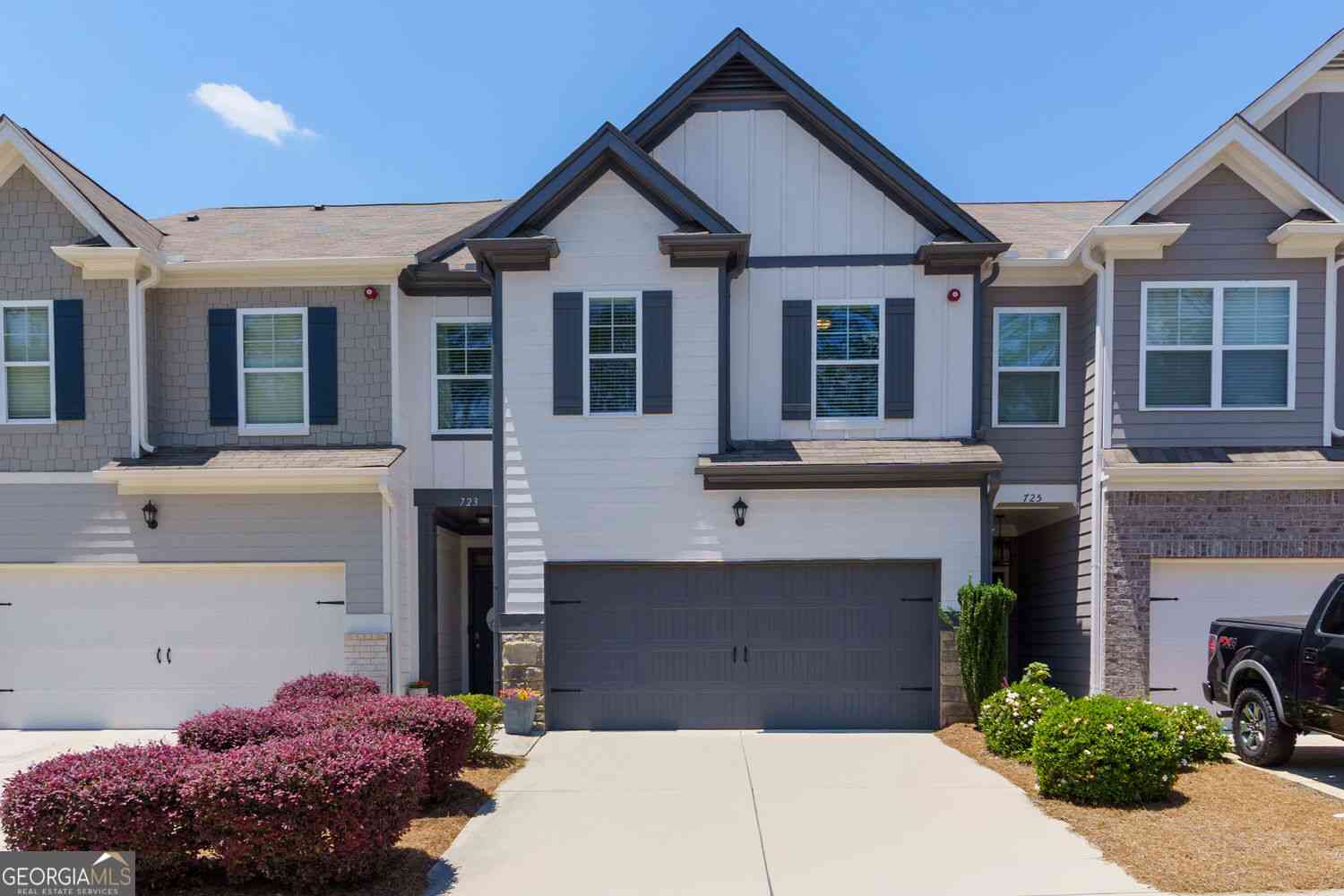 Townhouse For Rent - 723 Woodstock Grove Drive<br/> Woodstock, GA 30188