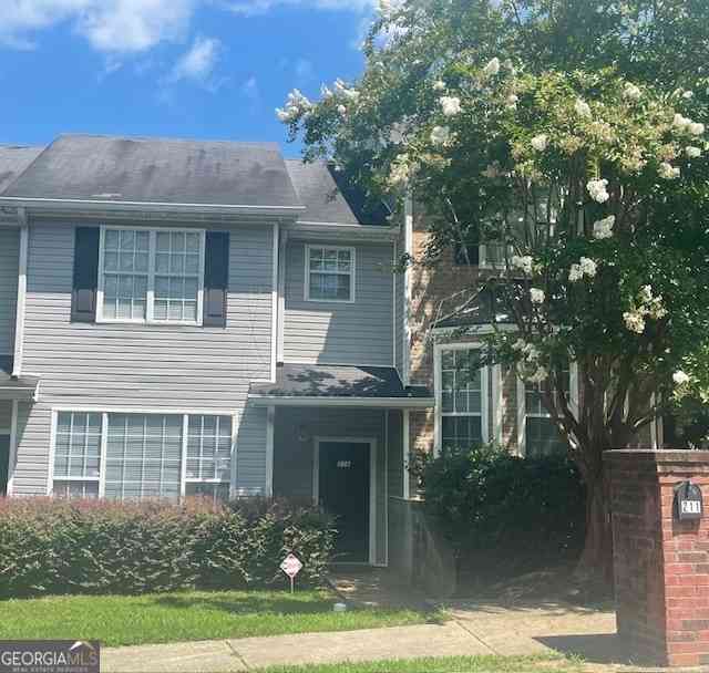 Townhouse For Rent - 211 Odyssey Turn<br/> Conyers, GA 30012