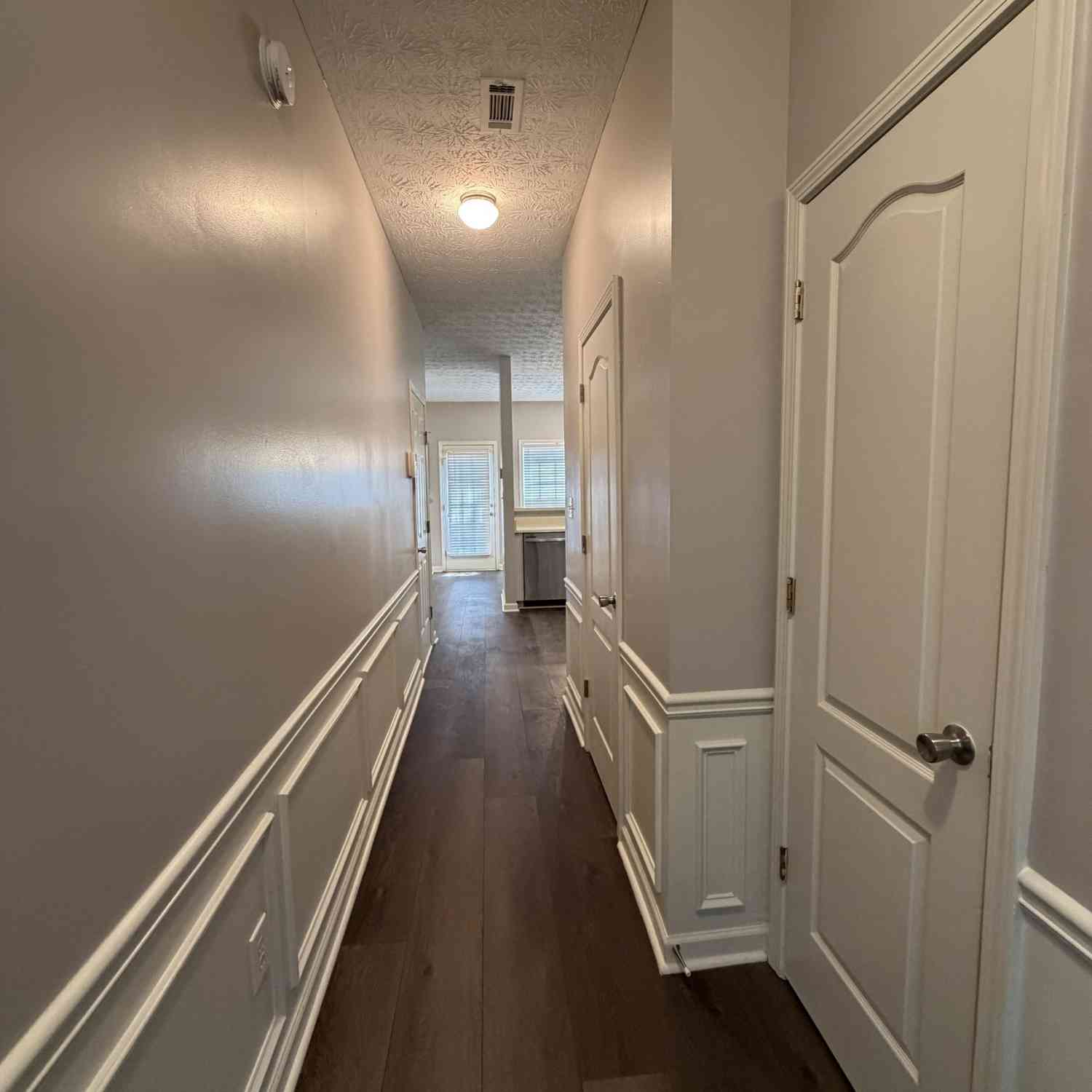 Townhouse For Rent - 6671 Evans Trace<br/> Lithonia, GA 30038