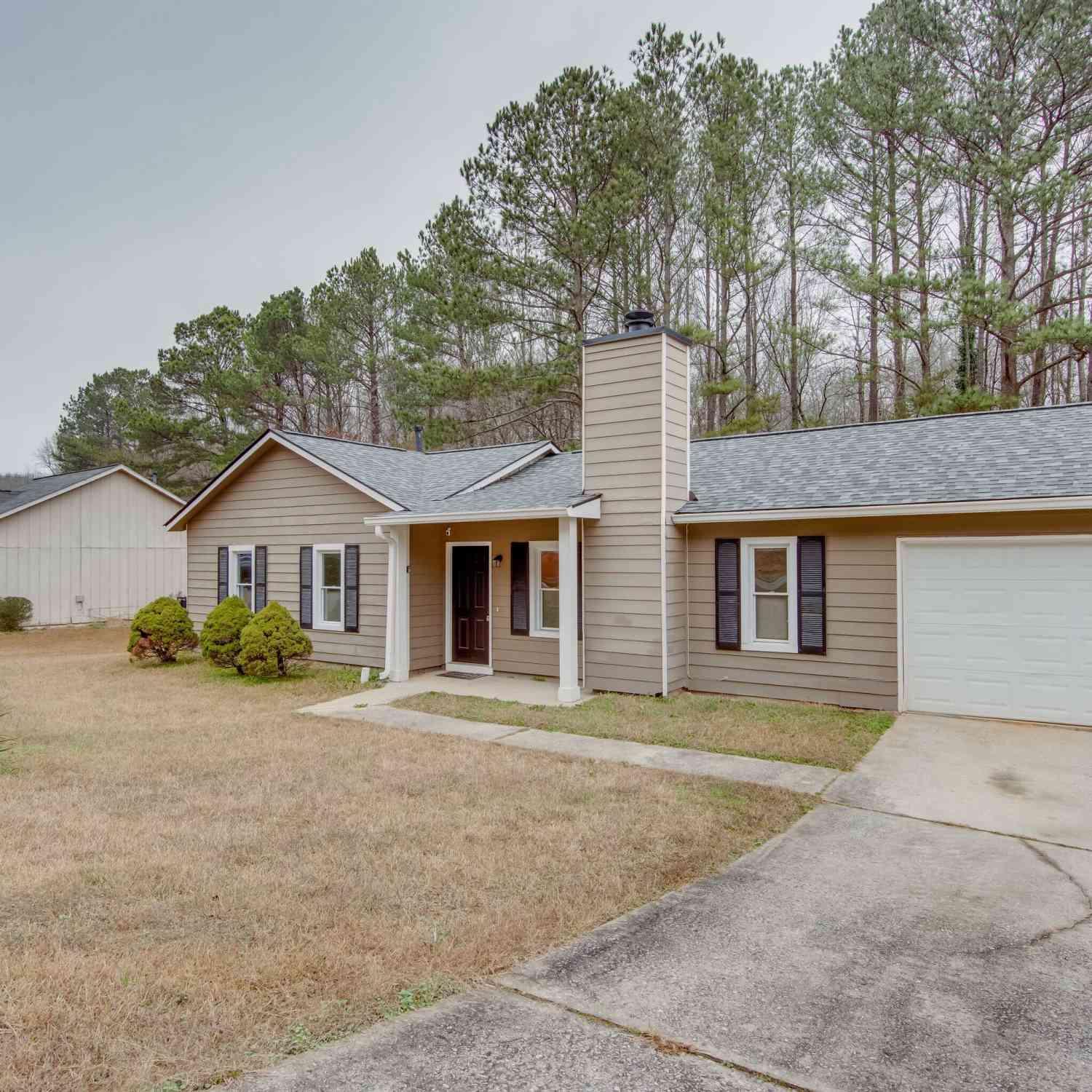 Homes For Rent - 6960 Brown Drive S<br/> Fairburn, GA 30213