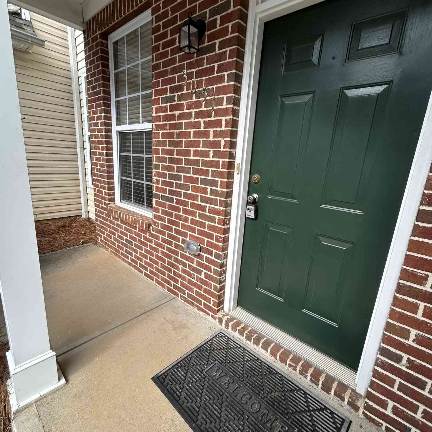 Townhouse For Rent - 3051 Kentmere Drive<br/> Cumming, GA 30040