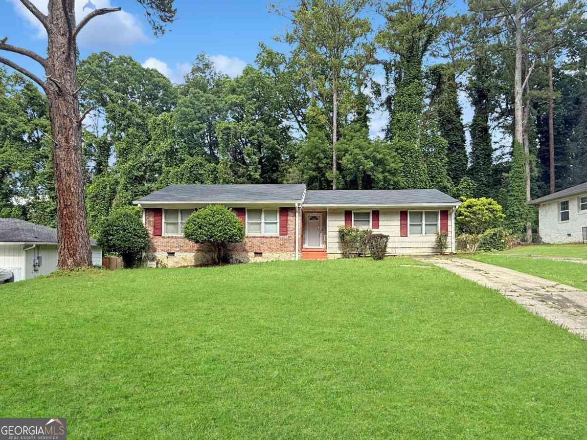 Homes For Rent - 1668 Laurelwood Drive SW<br/> Atlanta, GA 30311