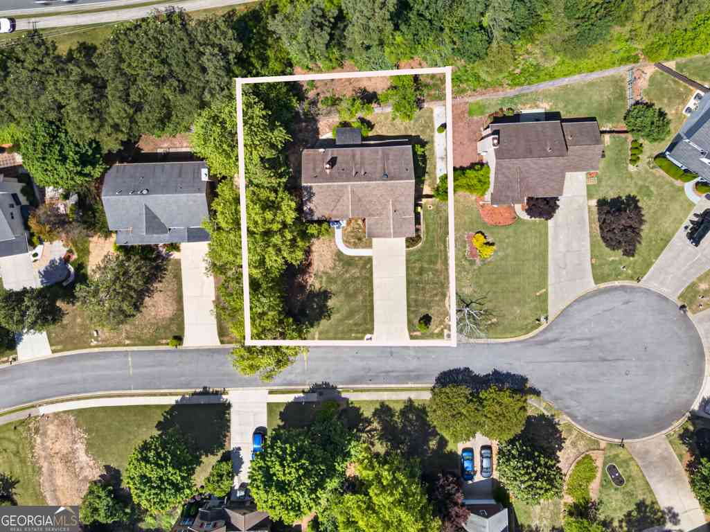 Homes For Rent - 28 Stonehenge Court<br/> Forsyth County, Cumming, GA 30041