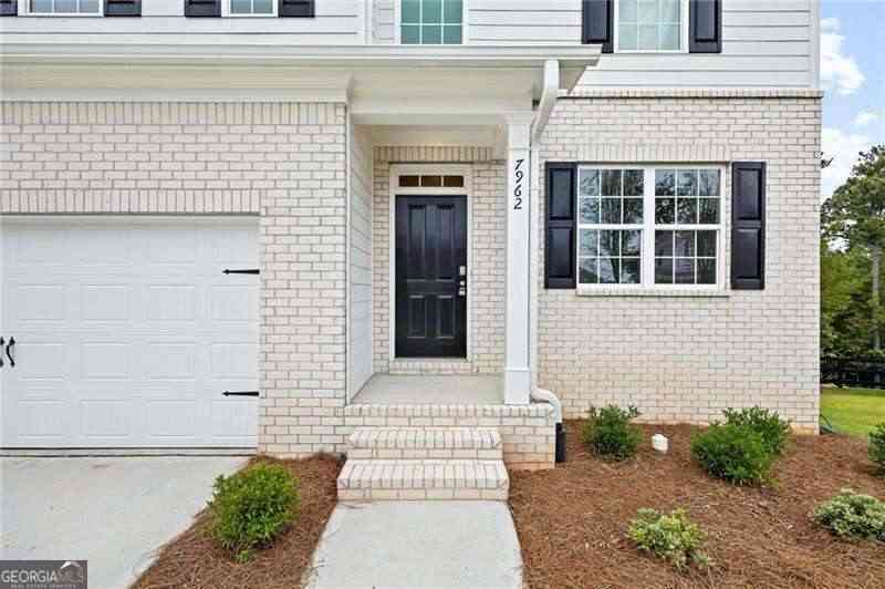 Homes For Rent - 7962 Centera Court<br/> Douglas County, Lithia Springs, GA 30122
