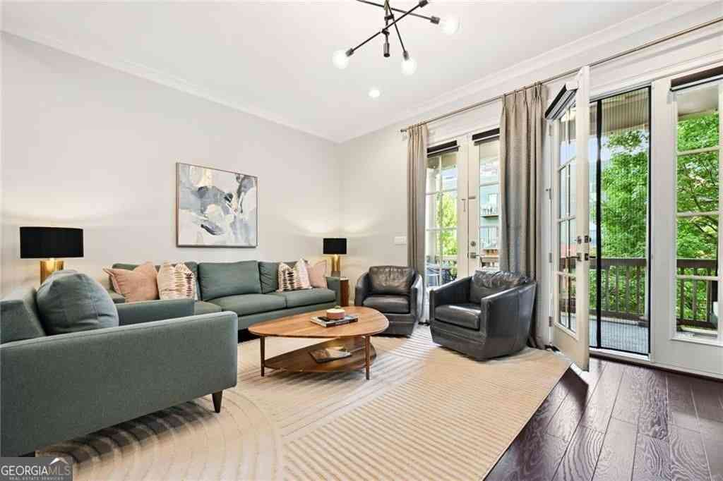 Townhouse For Rent - 805 Corduroy Lane #13<br/> Atlanta, GA 30312