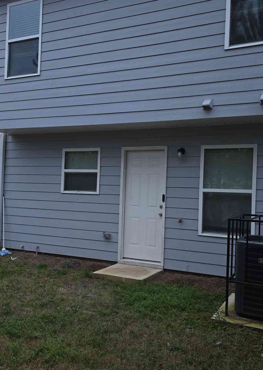 Townhouse For Rent - 1814 Carrington Drive<br/> Griffin, GA 30224