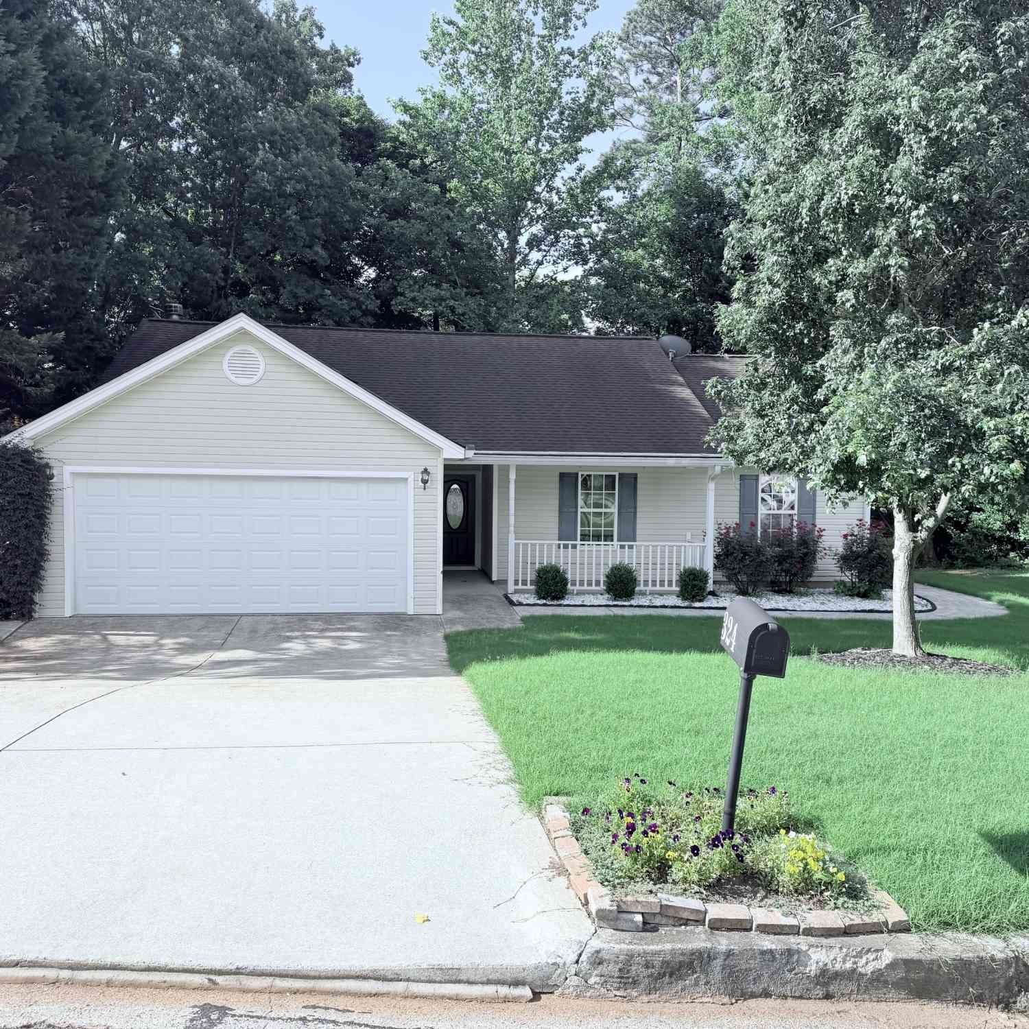 Homes For Rent - 324 Amelia Garden Way<br/> Lawrenceville, GA 30045
