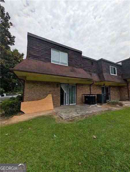 Townhouse For Rent - 201 Peyton Place SW<br/> Atlanta, GA 30311
