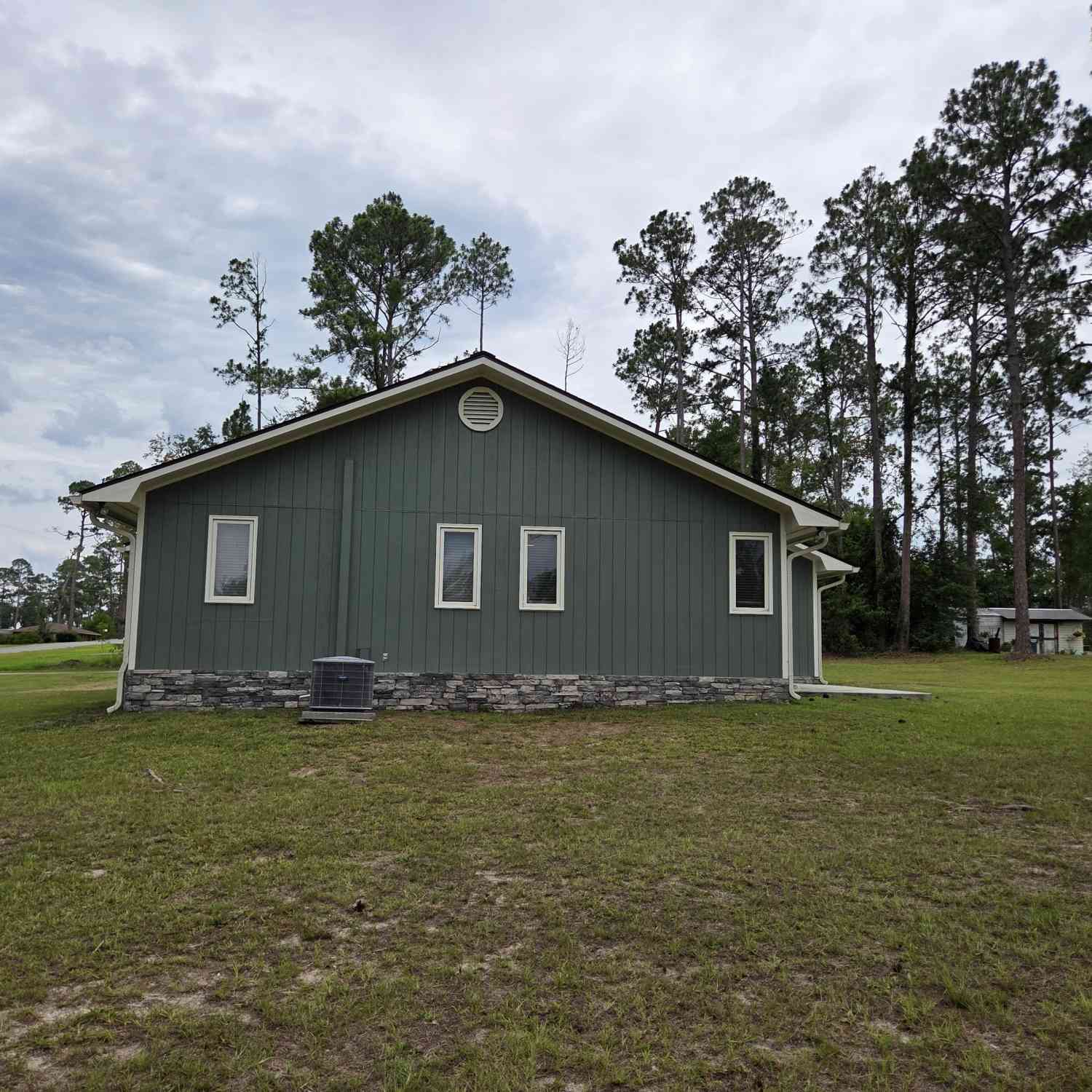 Homes For Rent - 221 Collins Street<br/> Lyons, GA 30436