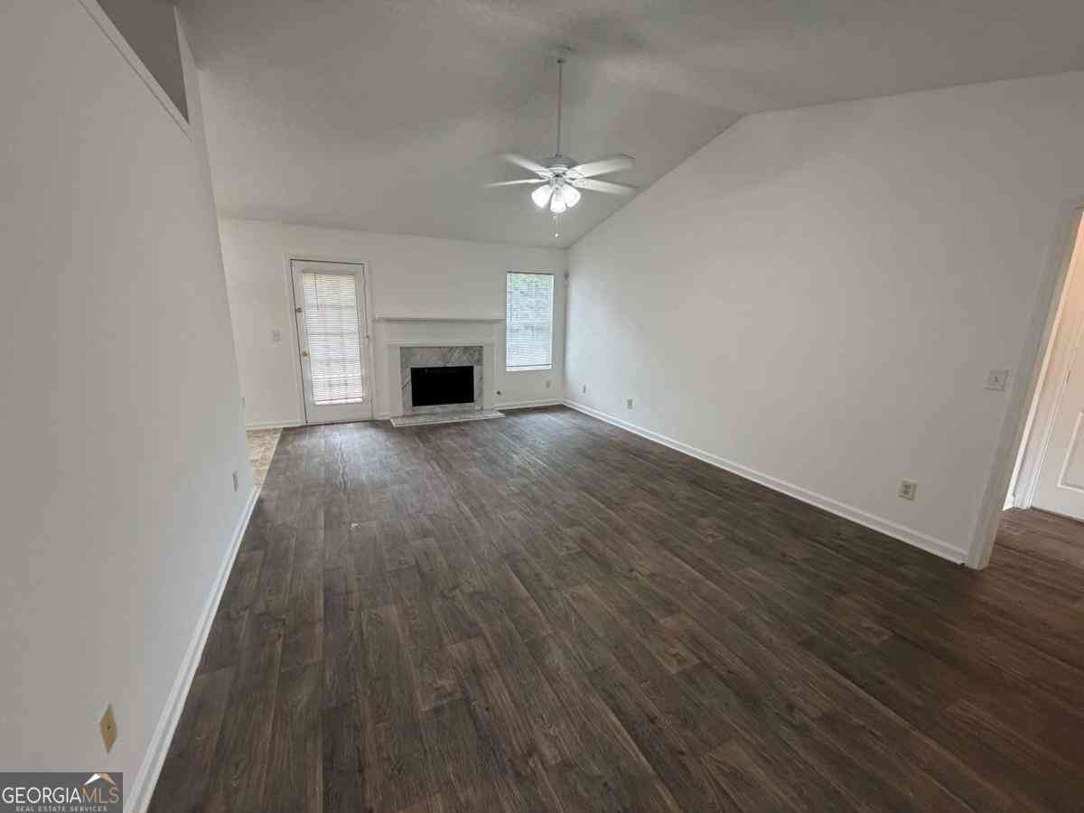 Homes For Rent - 1613 Fort Perry Way<br/> Dacula, GA 30019