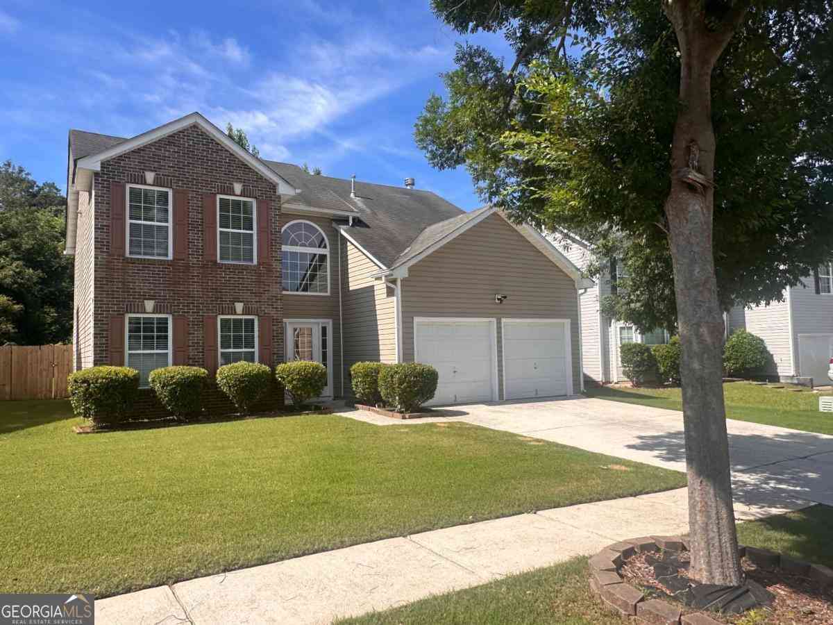 Homes For Rent - 4935 Notting Glen Lane<br/> Snellville, GA 30039