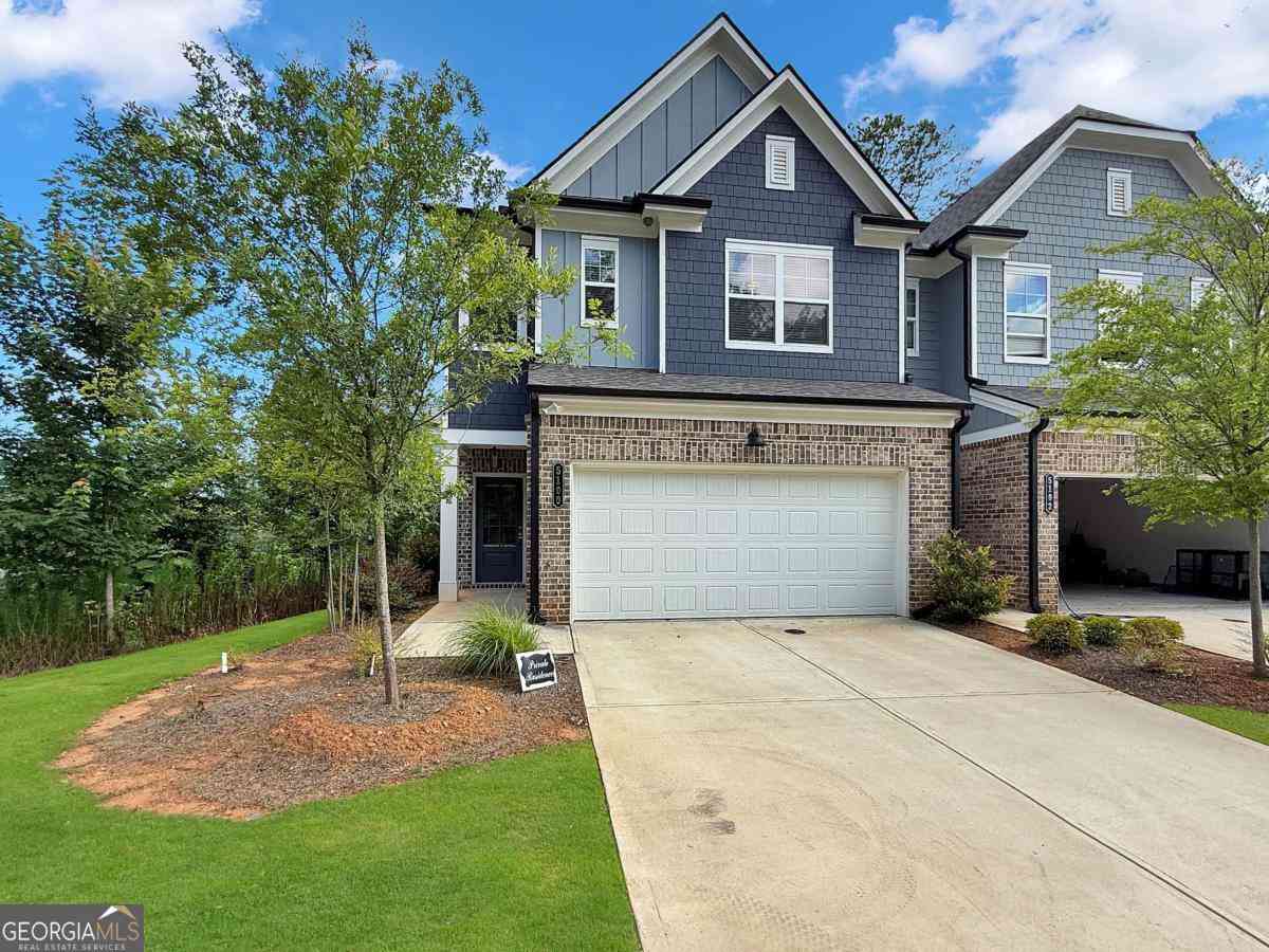 Townhouse For Rent - 5100 Hillington Way<br/> Sugar Hill, GA 30518