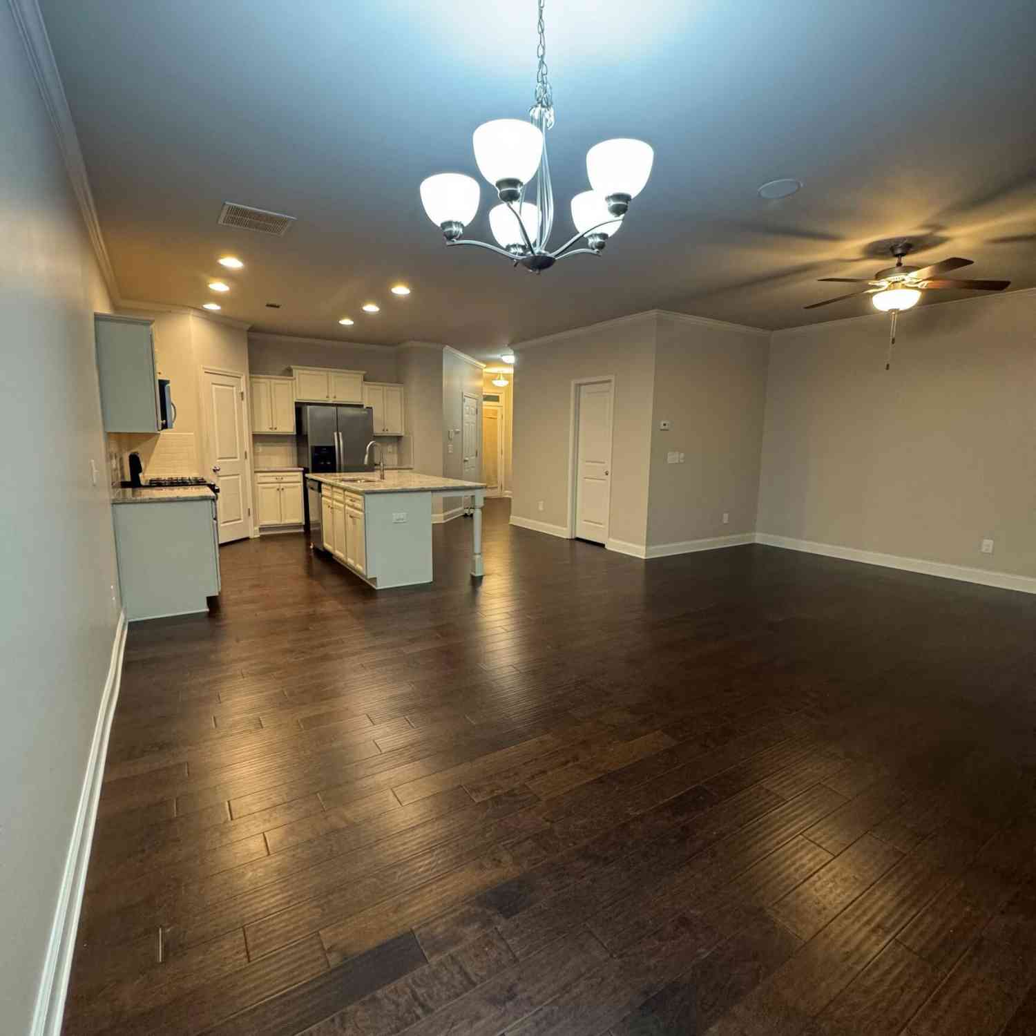 Townhouse For Rent - 459 Braemore Mill Drive<br/> Lawrenceville, GA 30044