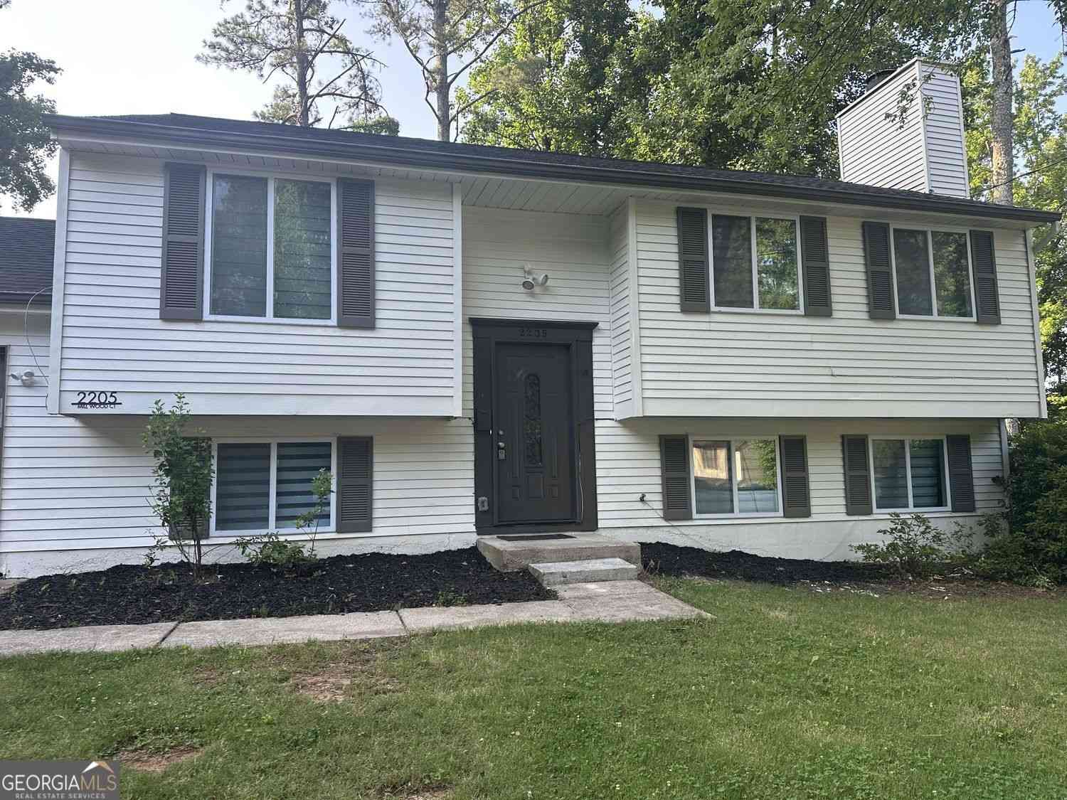 Homes For Rent - 2205 Mill Wood Court<br/> Duluth, GA 30096