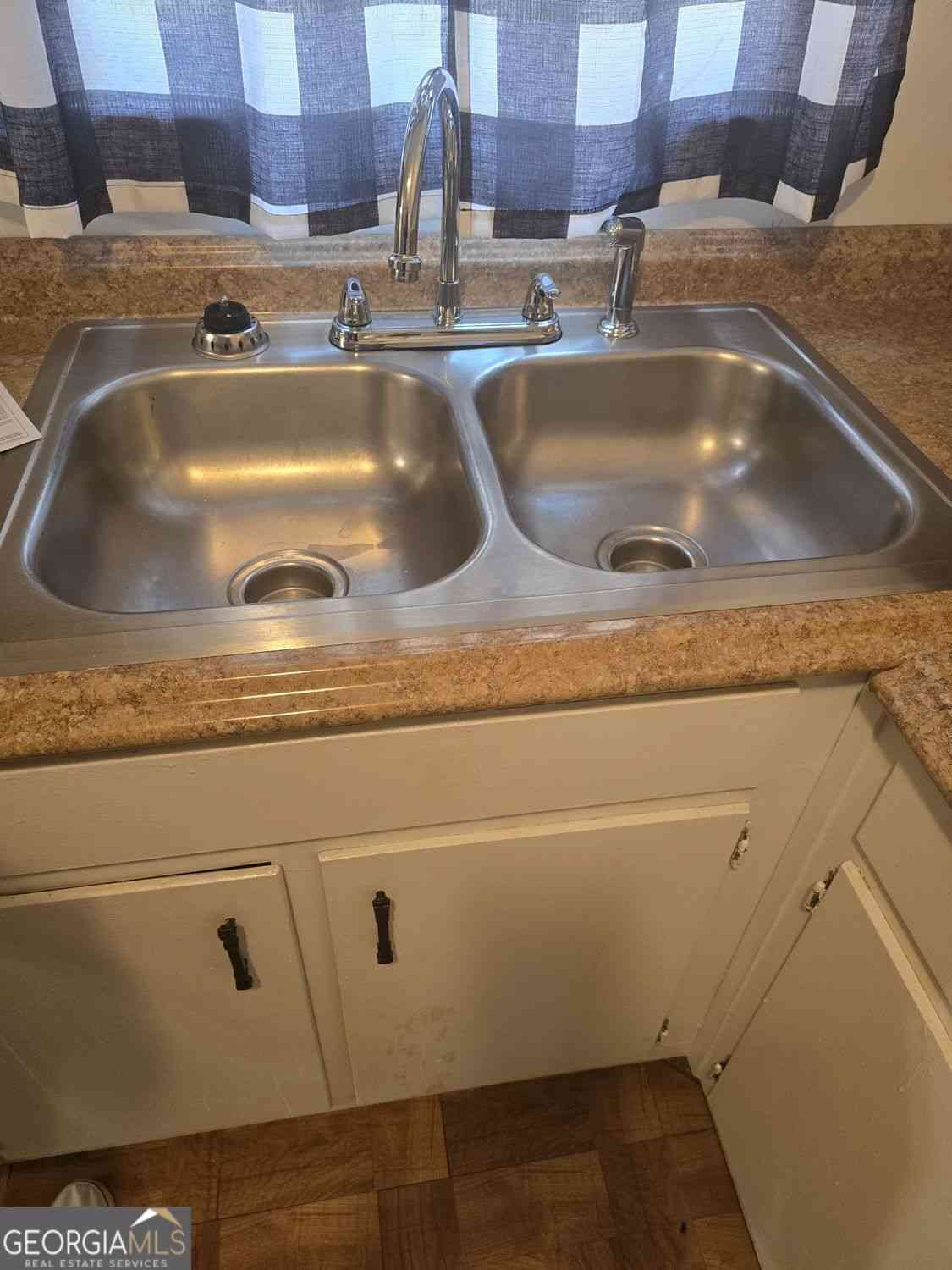 Townhouse For Rent - 2230 Kings Gate Circle SW #D<br/> Gwinnett County, Snellville, GA 30078