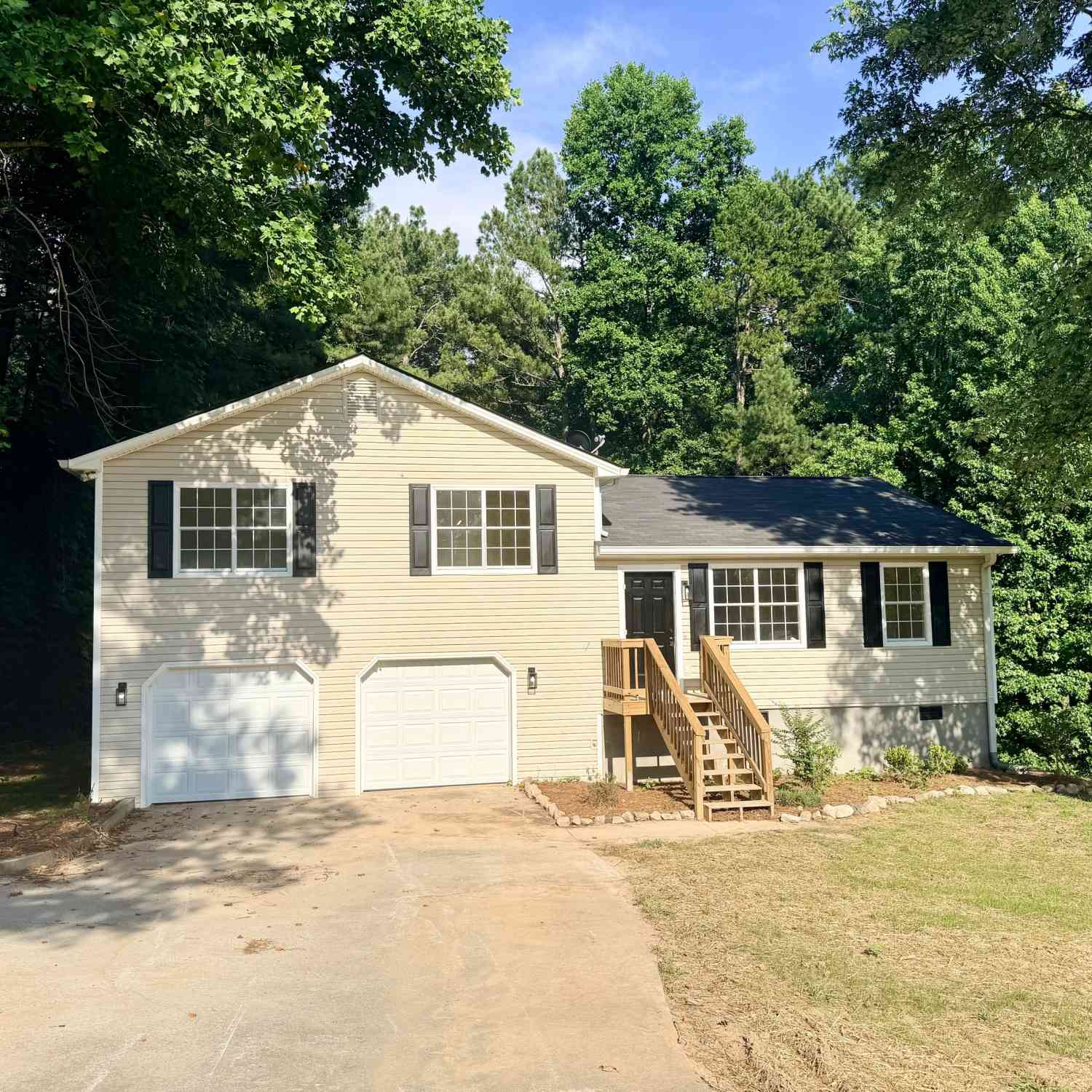 Homes For Rent - 1730 Bullock Drive<br/> Loganville, GA 30052