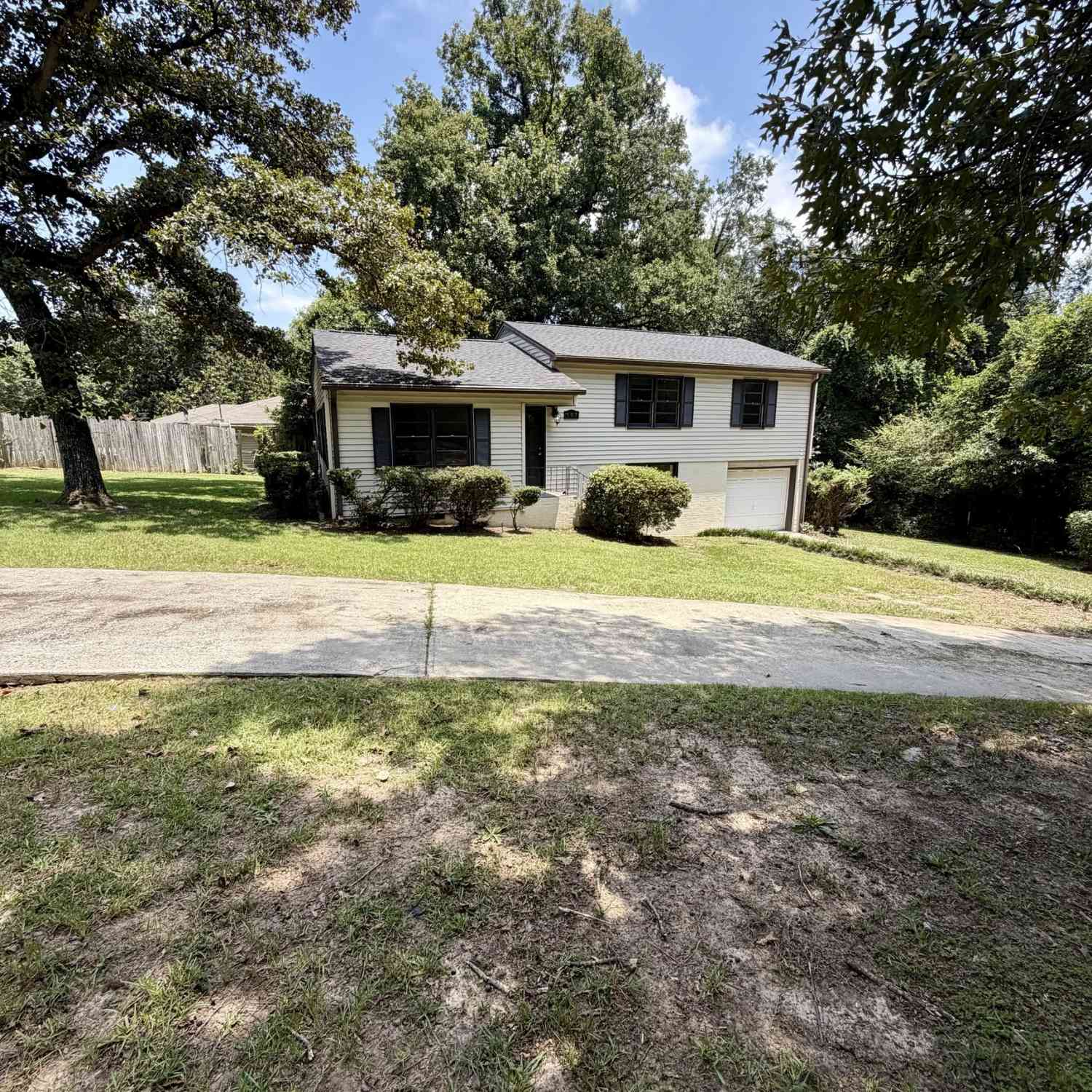 Homes For Rent - 107 Stanley Terrace<br/> Warner Robins, GA 31088