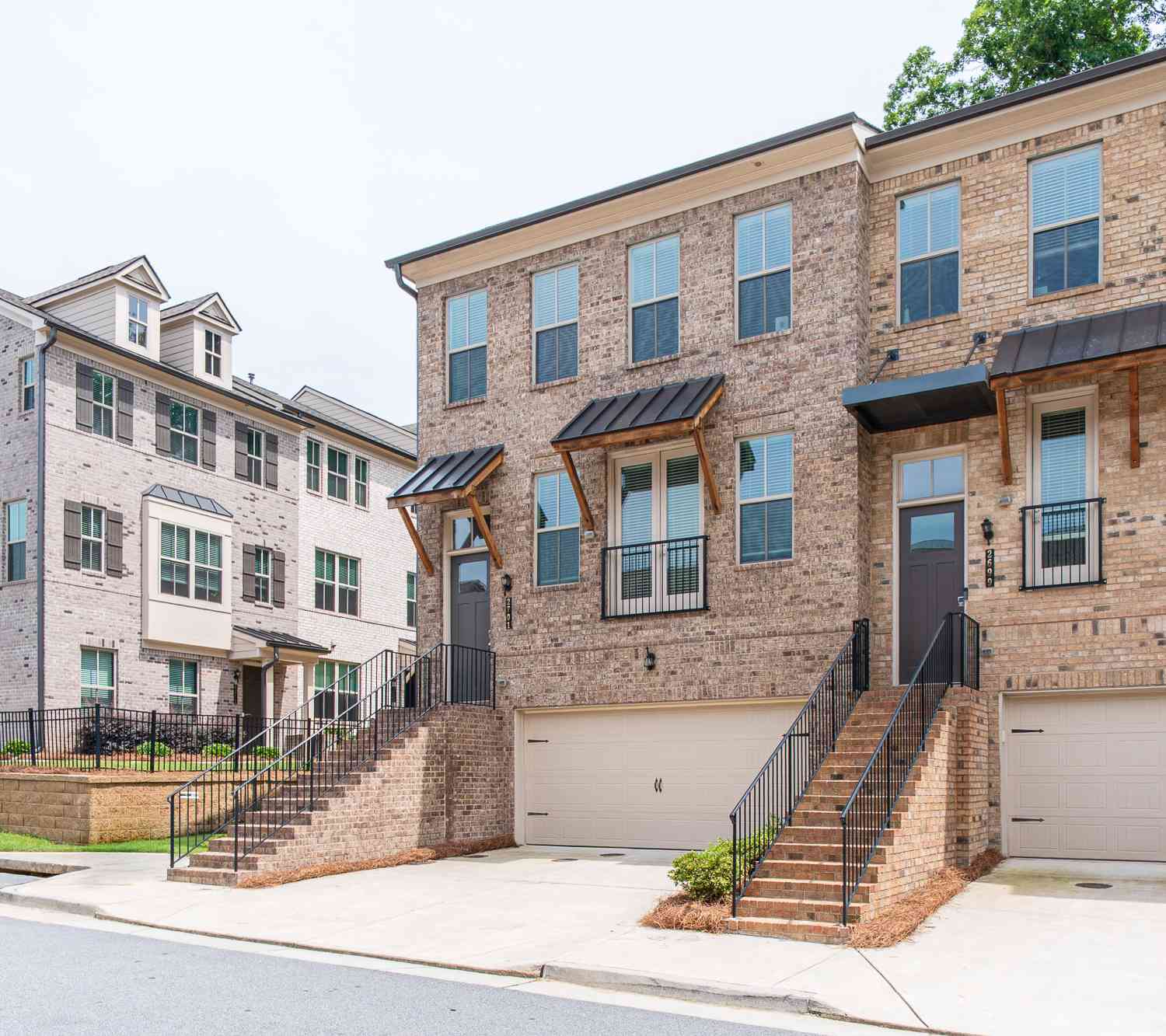 Townhouse For Rent - 2701 Cedar Pine Way<br/> Doraville, GA 30360