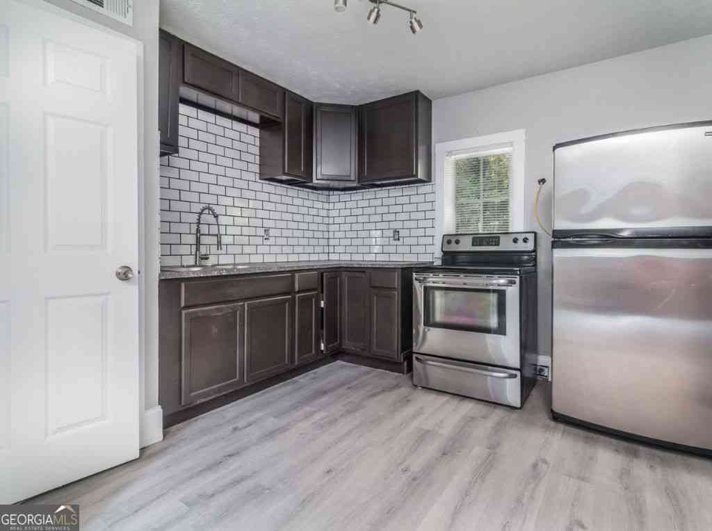 Multifamily For Rent - 511 Gresham Park Drive #D TOP RIGHT<br/> Marietta, GA 30062