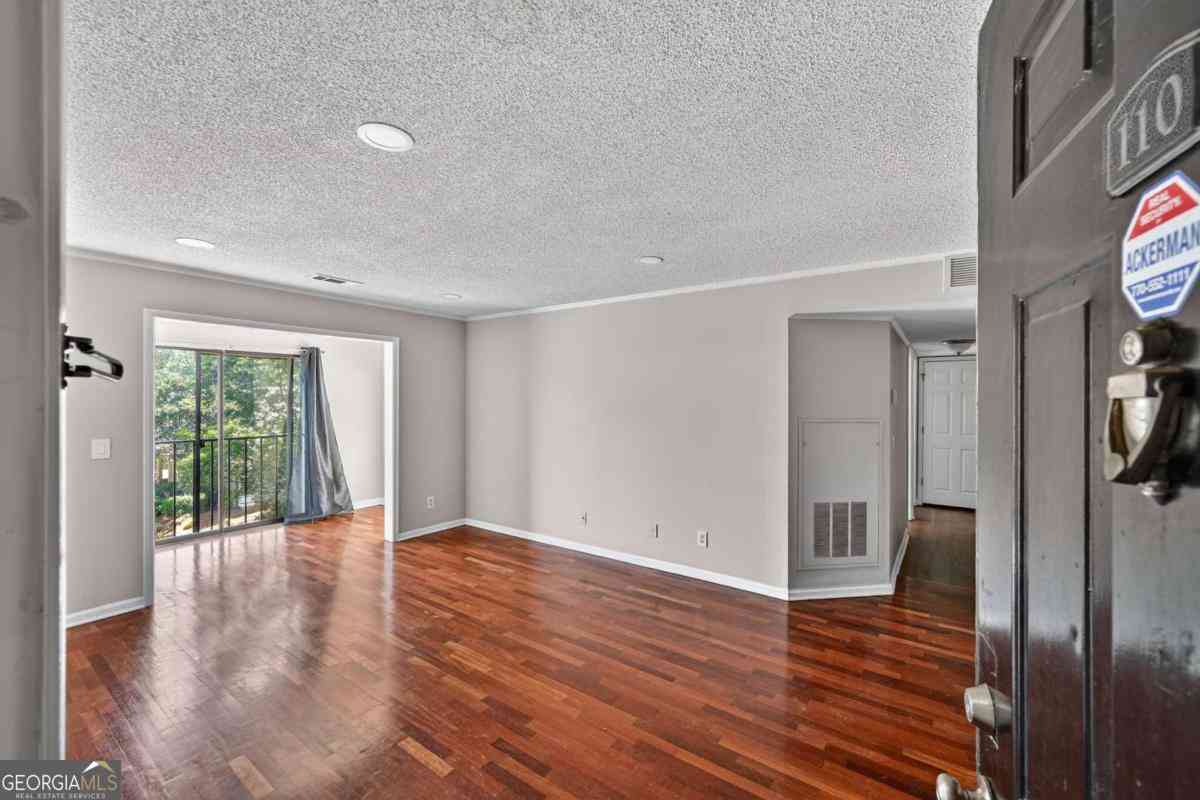 Condo For Rent - 2657 Lenox Road NE #H-110<br/> Atlanta, GA 30324