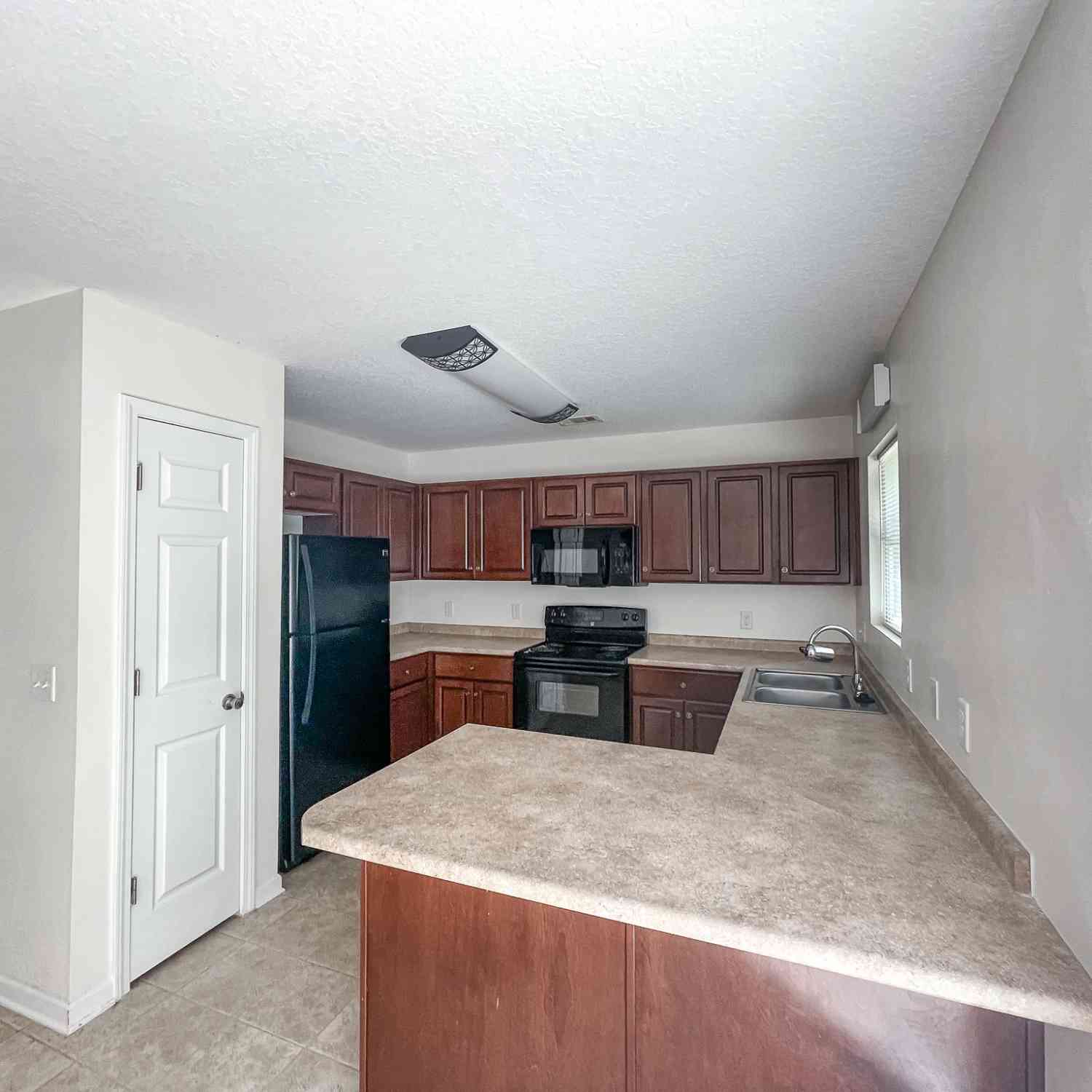 Homes For Rent - 338 S Bridgeport Drive<br/> Statesboro, GA 30461