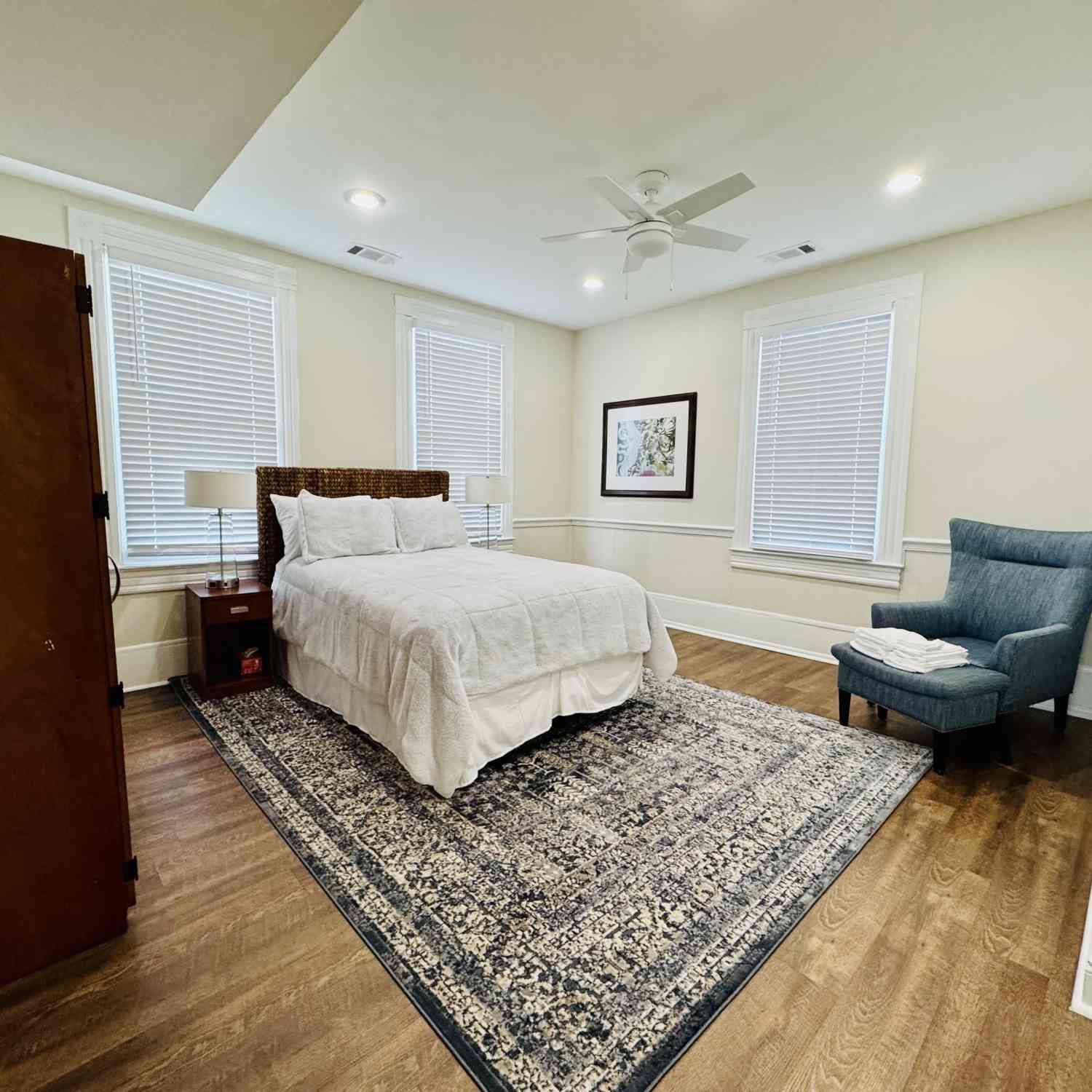 Apartment For Rent - 765 Walnut Street #UPSTAIRS LOFT<br/> Macon, GA 31201