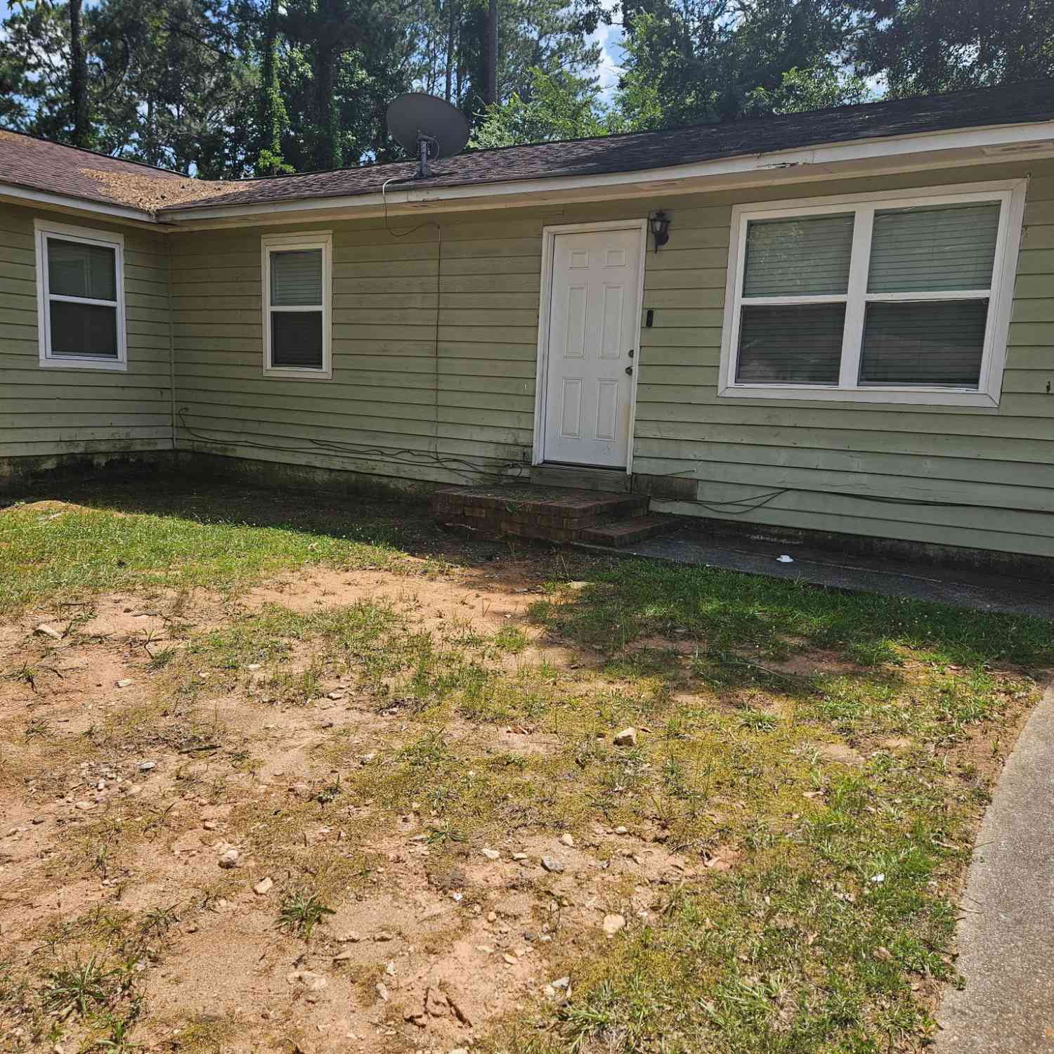 Multifamily For Rent - 9156 Bent Pine Court NE<br/> Covington, GA 30014