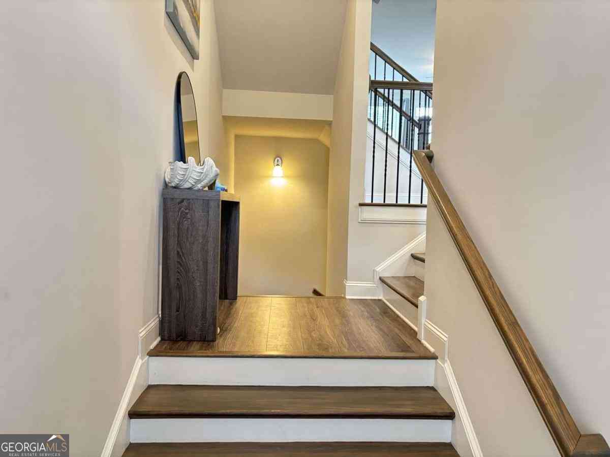 Townhouse For Rent - 7866 Laurel Crest Drive<br/> Johns Creek, GA 30024