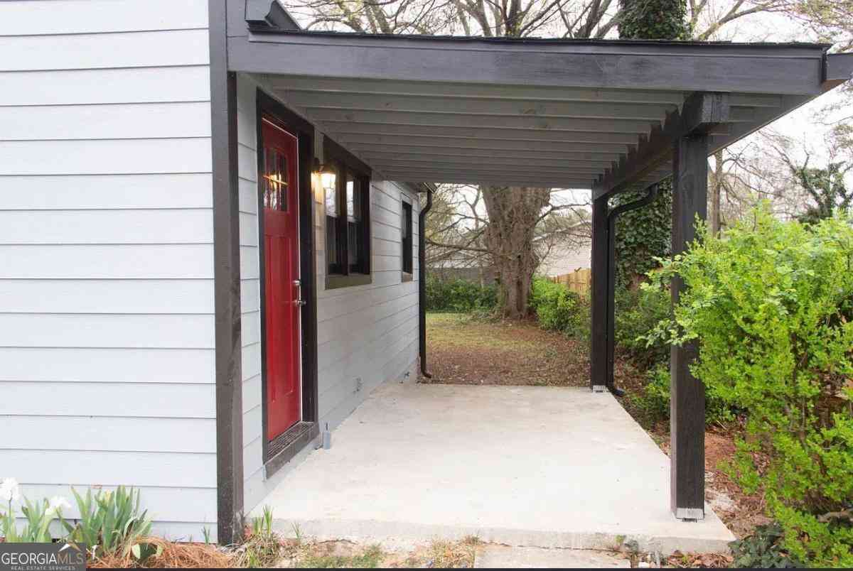 Homes For Rent - 2418 Crestview Avenue<br/> Dekalb County, Decatur, GA 30032
