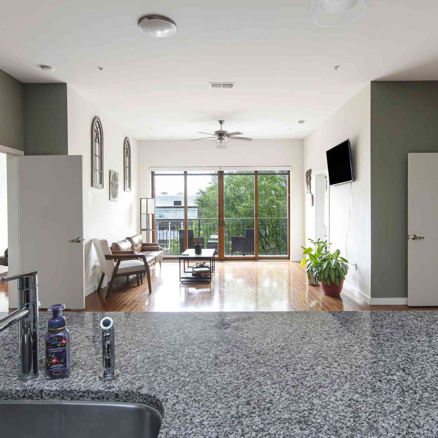 Condo For Rent - 333 Nelson Street SW #337<br/> Atlanta, GA 30313