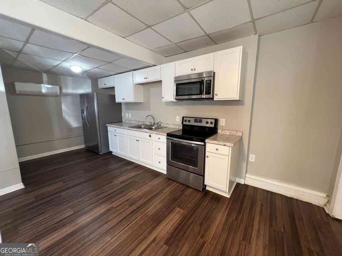 Apartment For Rent - 300 Forrest Avenue #E<br/> Gainesville, GA 30501