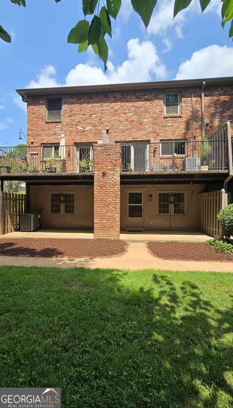 Condo For Rent - 3095 Colonial Way #K<br/> Atlanta, GA 30341