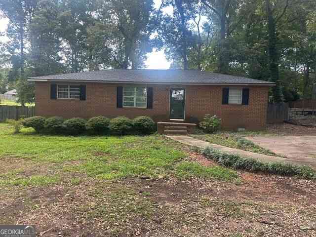 Homes For Rent - 274 S Pine Hill Road<br/> Griffin, GA 30224