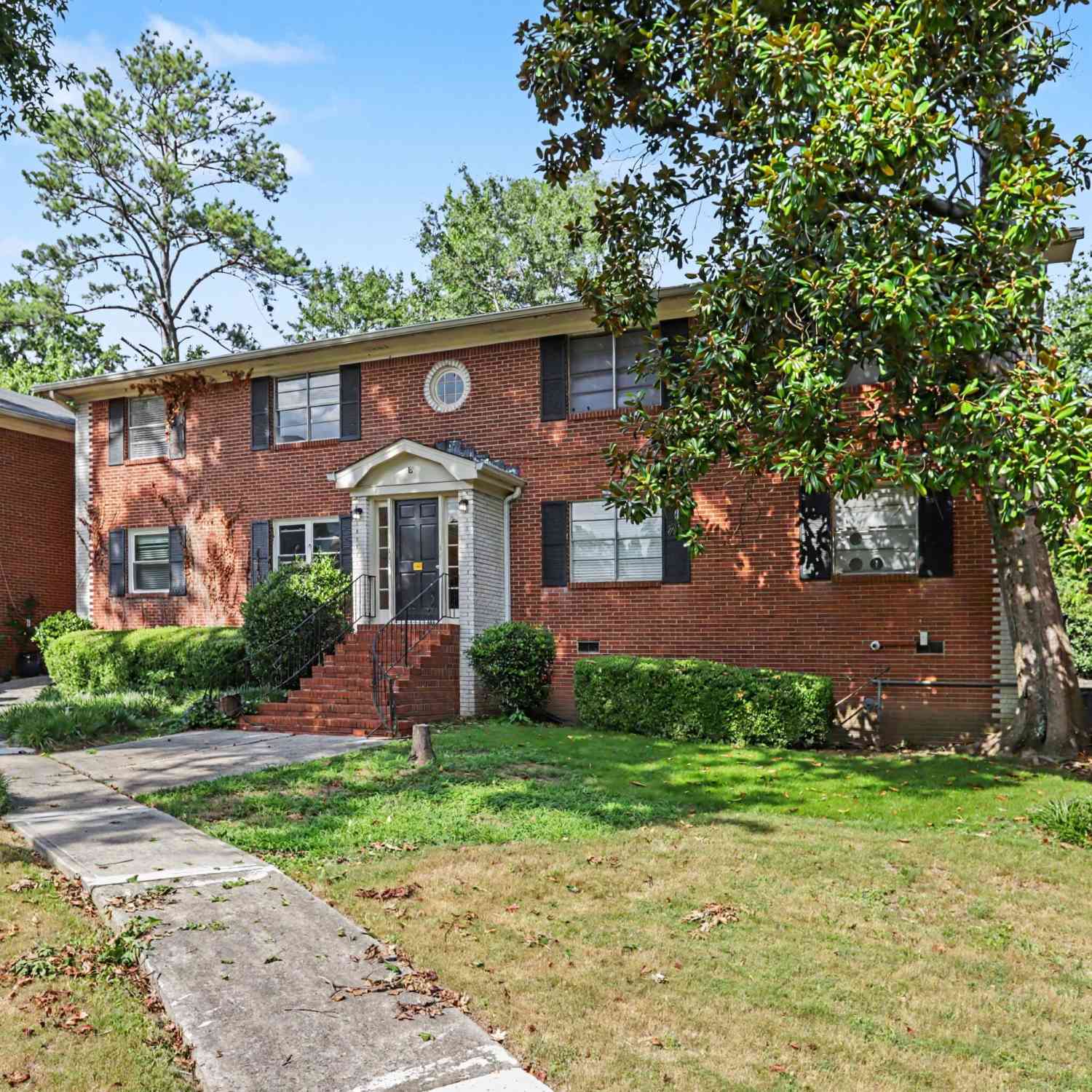 Condo For Rent - 3535 Roswell Road NE #E2<br/> Atlanta, GA 30305