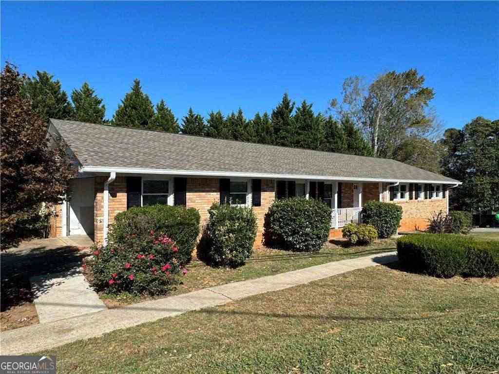 Homes For Rent - 3905 Cherokee Street NW<br/> Kennesaw, GA 30144
