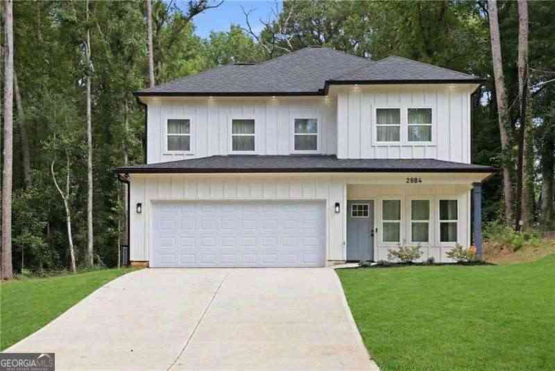 Homes For Rent - 2884 Thompson Circle<br/> Decatur, GA 30034