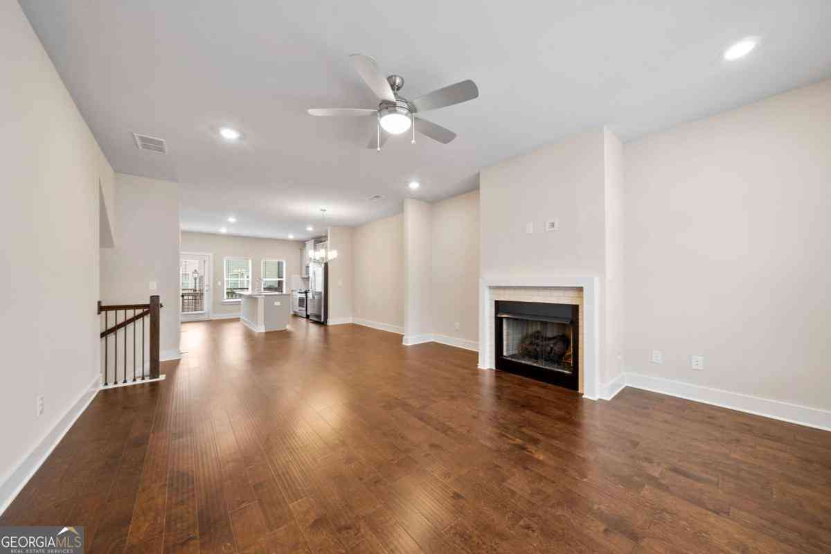 Townhouse For Rent - 3761 Oxford Circle<br/> Dekalb County, Atlanta, GA 30340