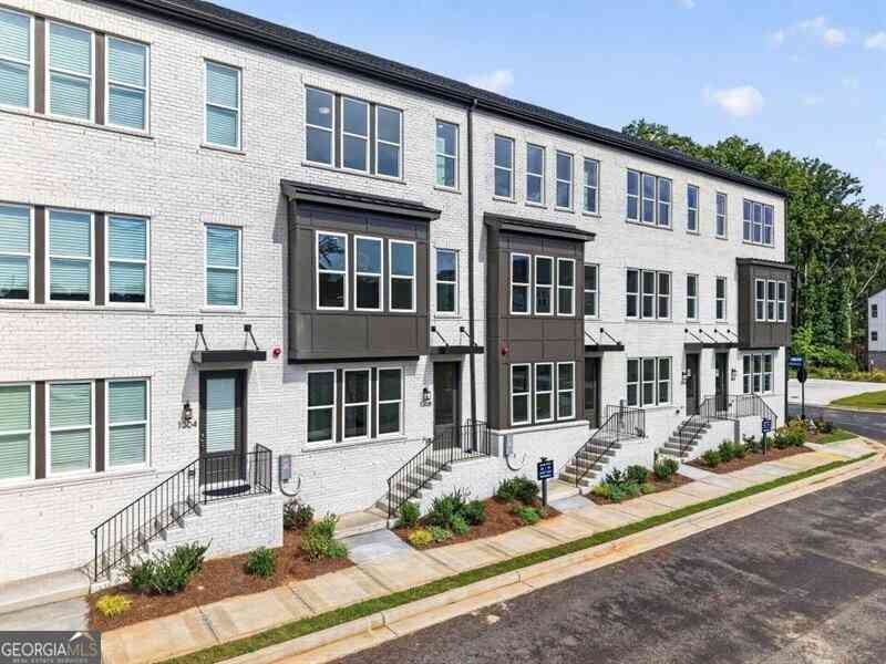 Townhouse For Rent - 1308 Koa Court<br/> Smyrna, GA 30080