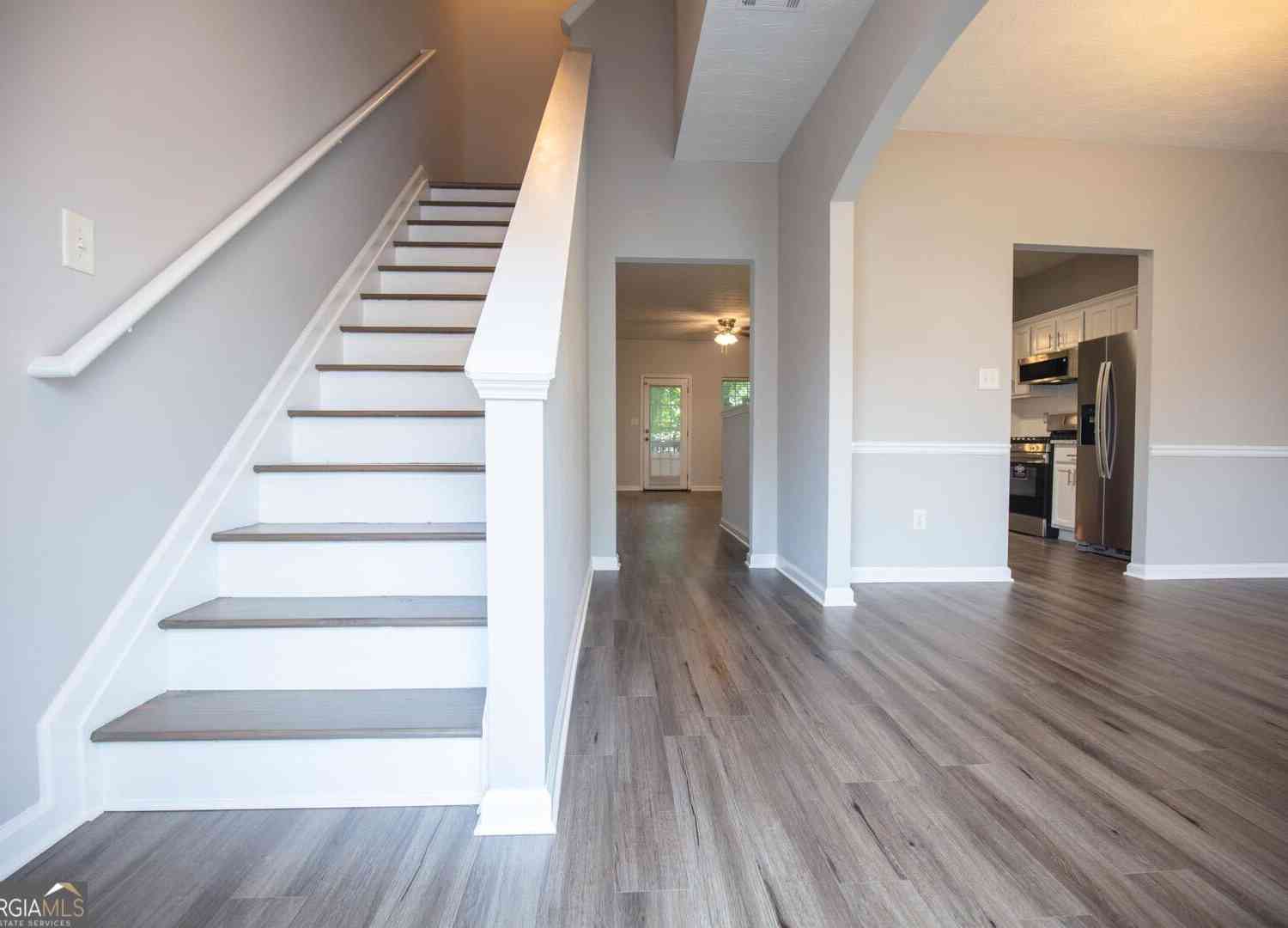 Townhouse For Rent - 649 Kenridge Drive<br/> Suwanee, GA 30024