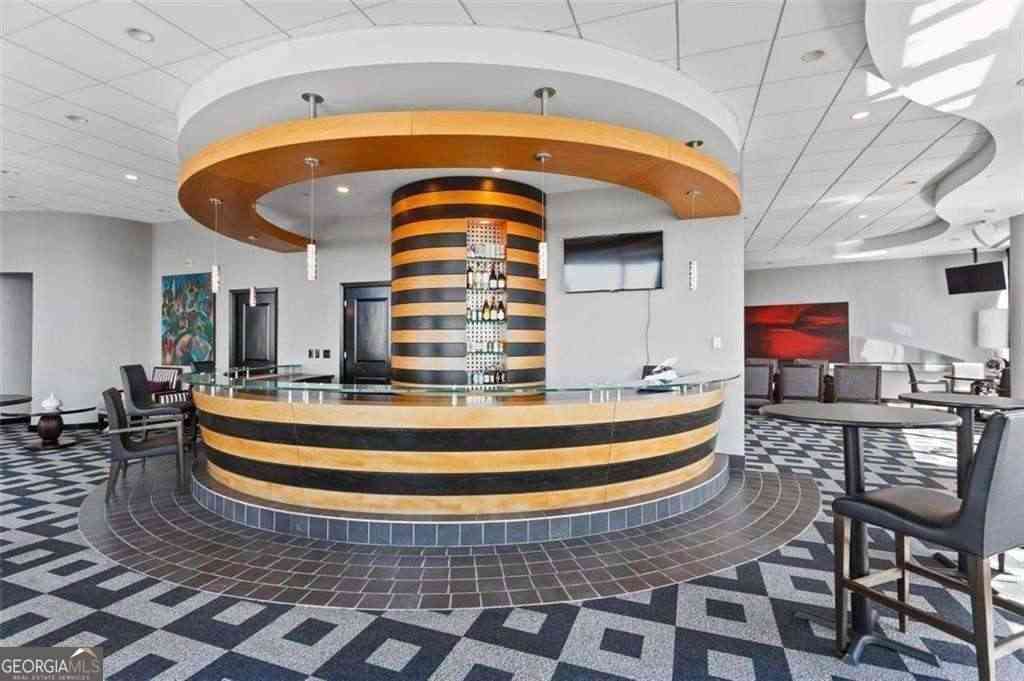 Condo For Rent - 3338 Peachtree Road NE #1104<br/> Atlanta, GA 30326