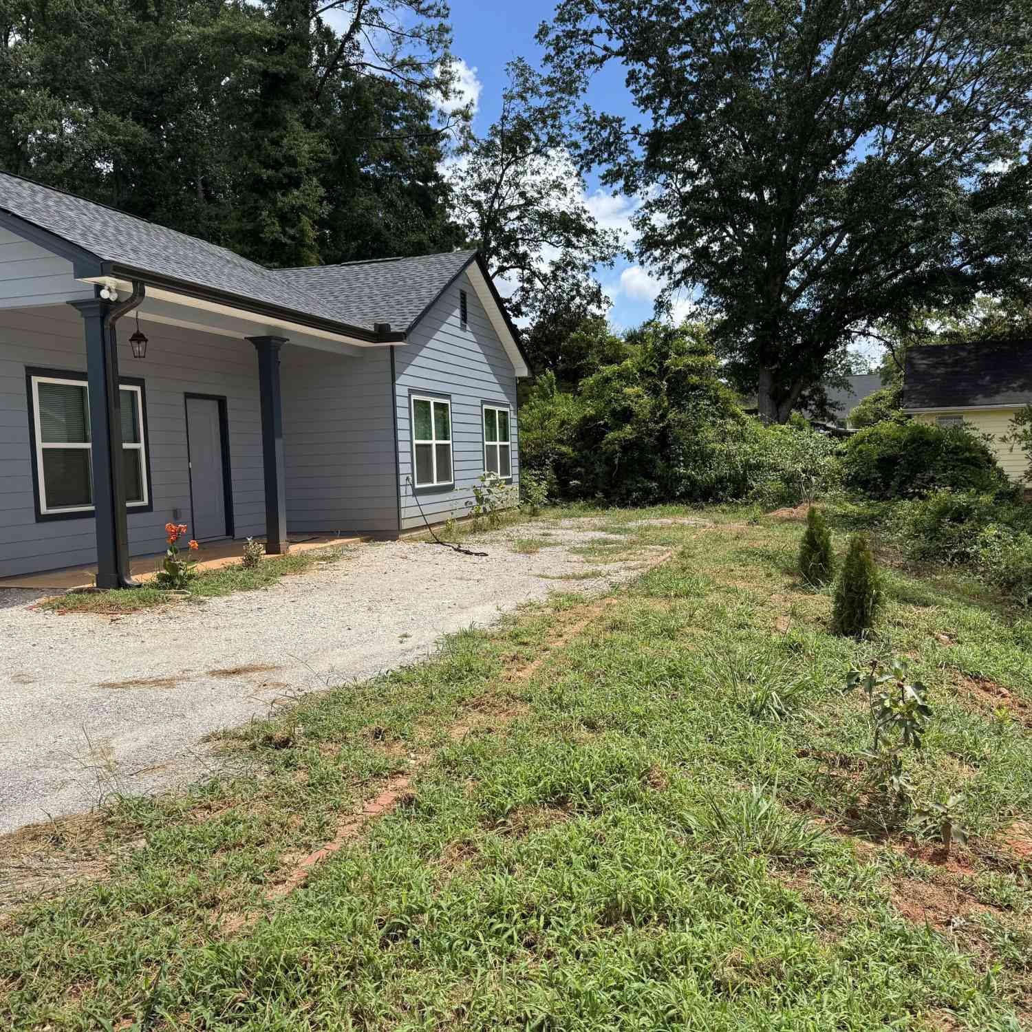 Homes For Rent - 1555 W Poplar Street<br/> Griffin, GA 30224