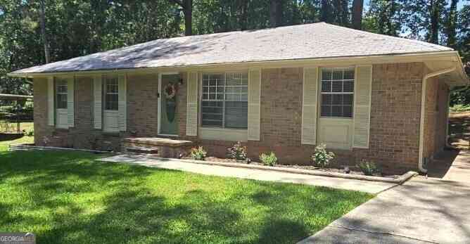 Homes For Rent - 10178 Top Tree Court<br/> Jonesboro, GA 30238