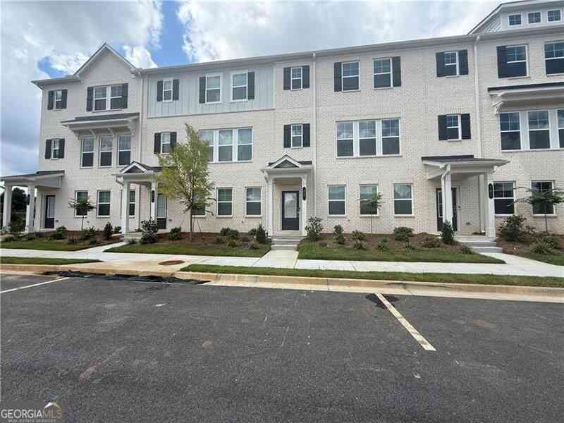 Townhouse For Rent - 99 Epperly Way<br/> Tucker, GA 30084