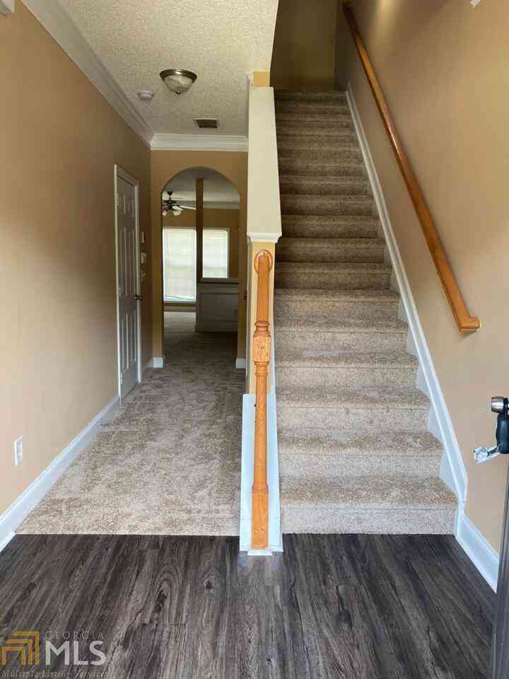Townhouse For Rent - 2615 Halligan Point<br/> Fulton County, Riverdale, GA 30296