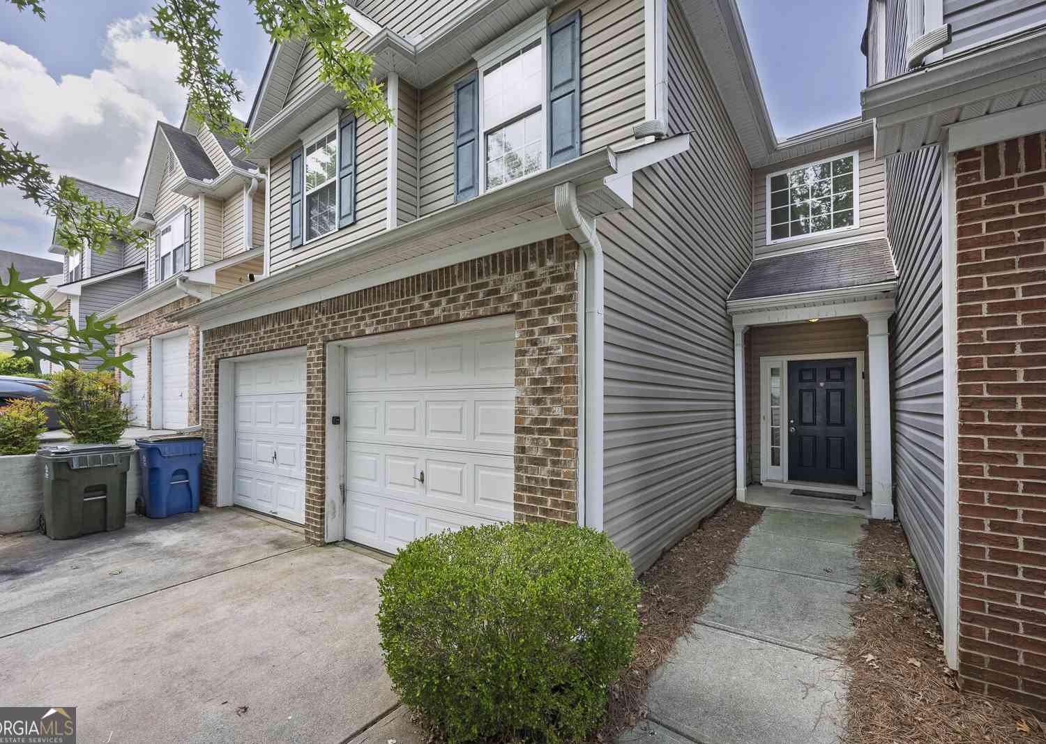 Townhouse For Rent - 2297 Baker Station Drive<br/> Acworth, GA 30101