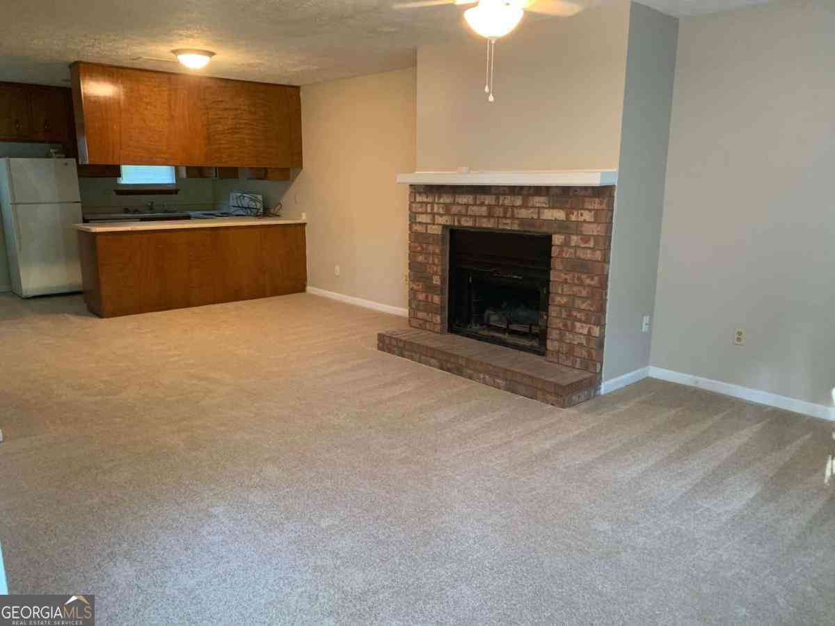 Townhouse For Rent - 110 Chalfont Drive #3<br/> Clarke County, Athens, GA 30606
