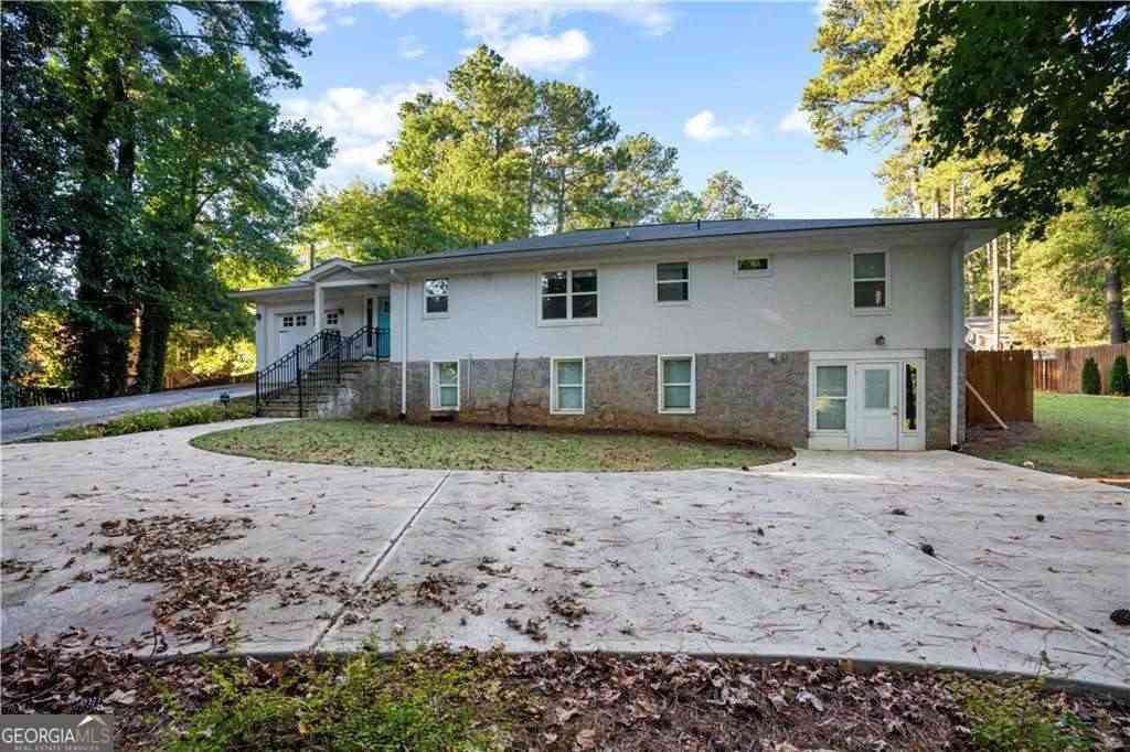 Homes For Rent - 1841 Gainsborough Drive<br/> Atlanta, GA 30341