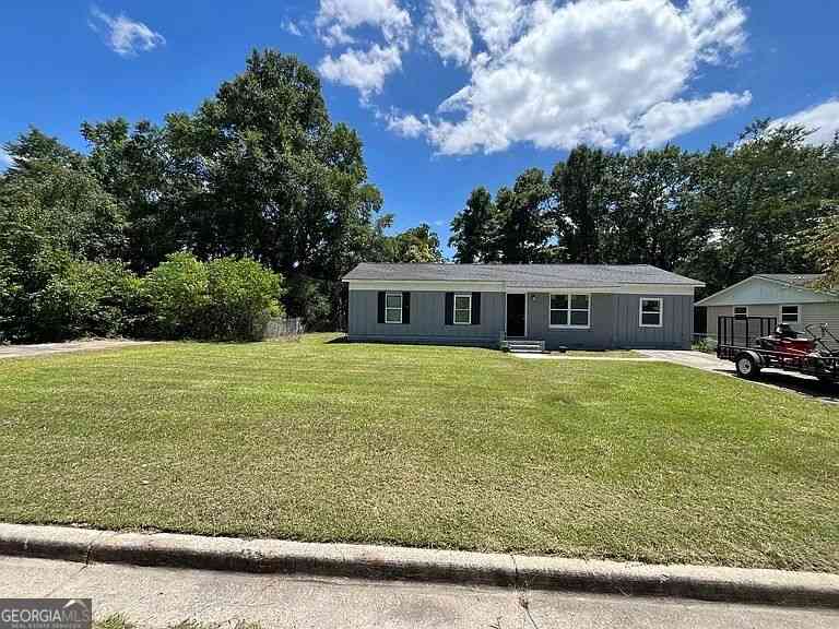 Homes For Rent - 2844 Shamrock Lane<br/> Macon, GA 31206