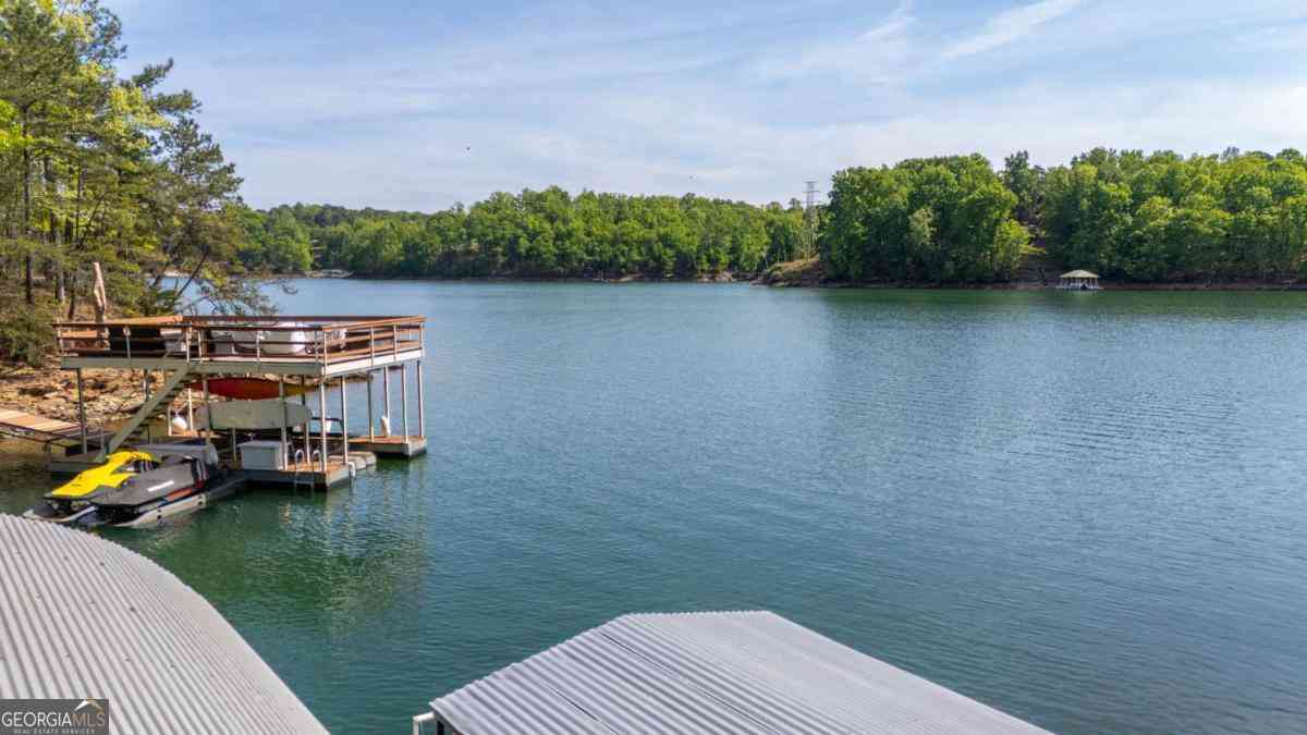 Homes For Sale - 5983 Nachoochee Trail<br/> Flowery Branch, GA 30542