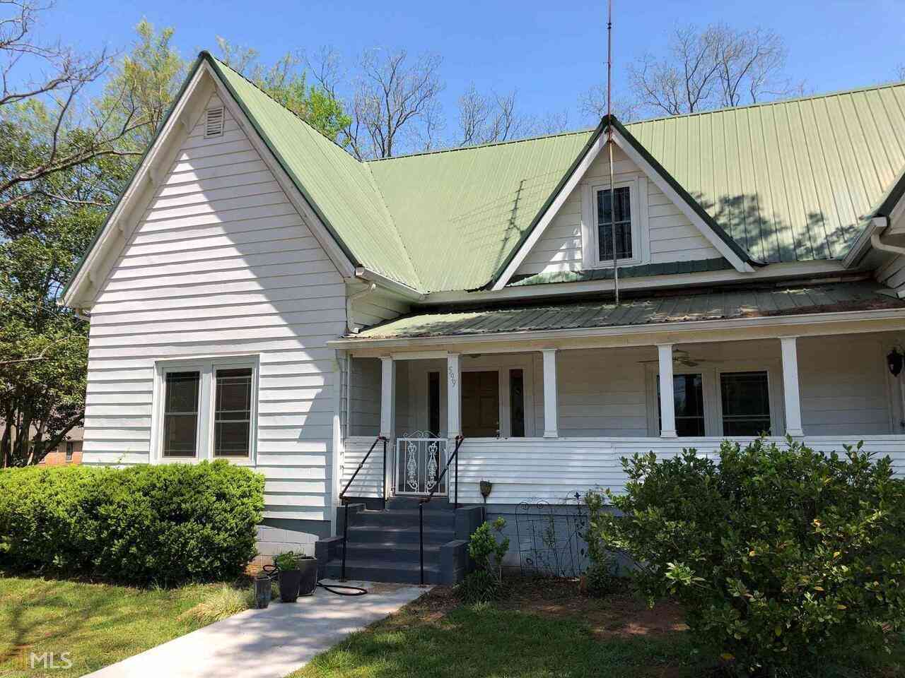 Homes For Rent - 599 Gordon Street<br/> Jefferson, GA 30549